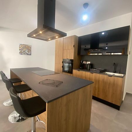 Brand New 2 Bedroom Apartment Pietà Екстериор снимка